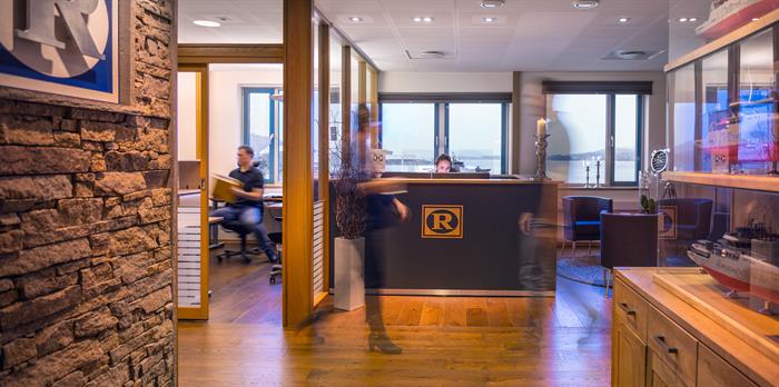 Resepsjonen til Remøy Management